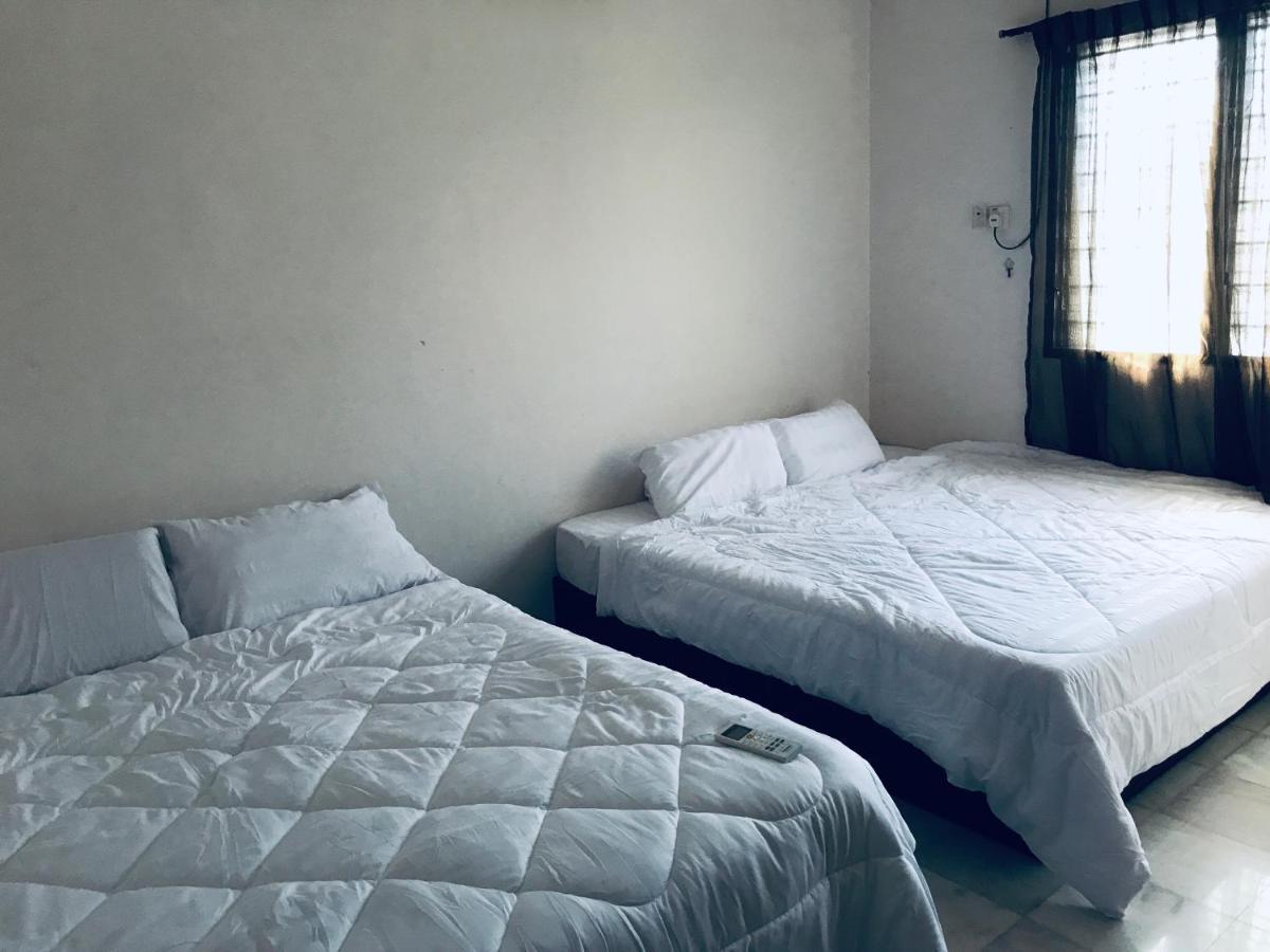 Cozy And Comfortable Homestay In Sungai Siput Exterior foto